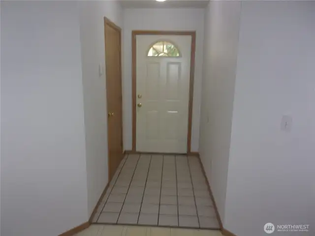 Tiled entry hall from the front door.
