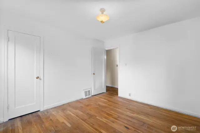 Main Floor Bed 1