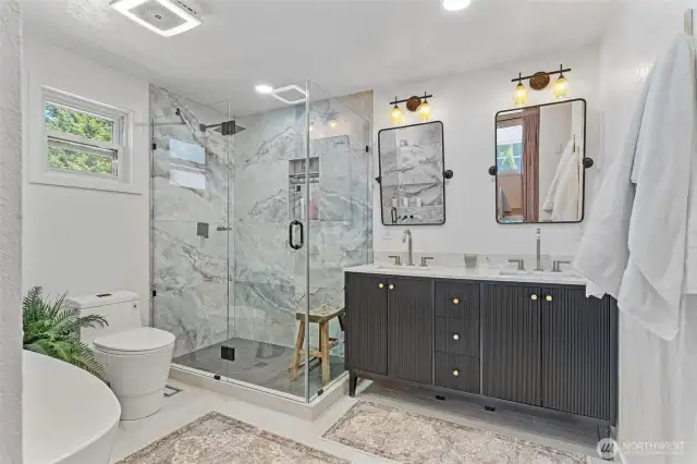 Custom Designed En-Suite