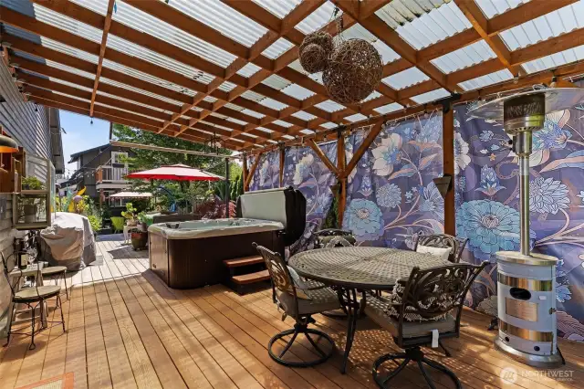 Multiple Entertainment Spaces