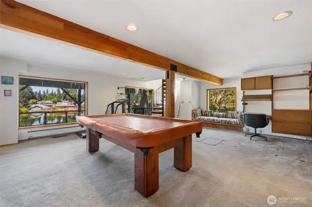 Lower level recreation  room