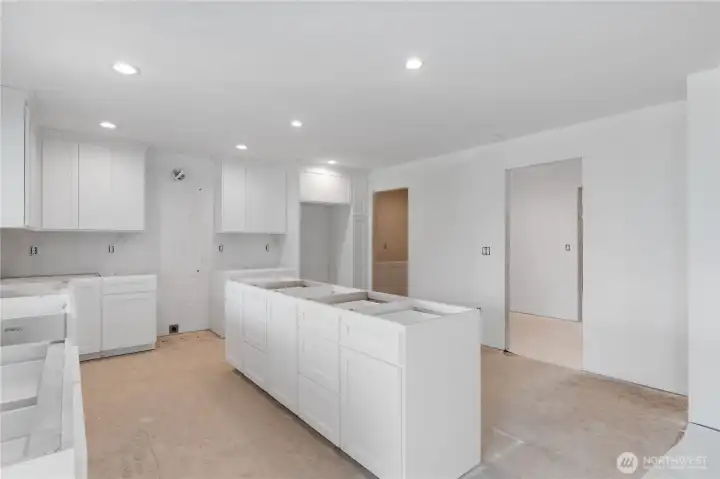 Huge kitchen with 80in island!