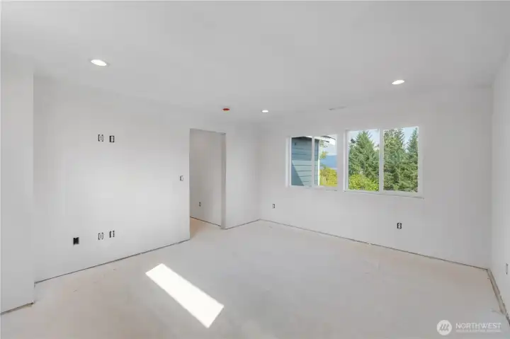 Bonus room upstairs with views too!