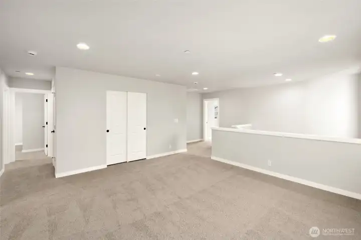 Upper level loft