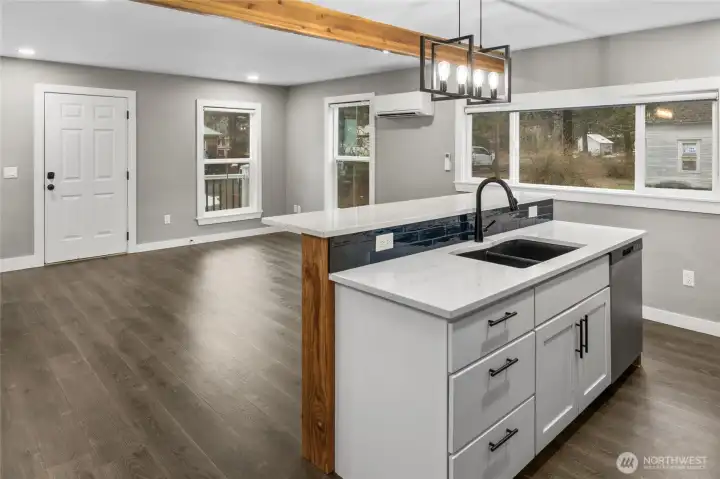 Kitchen with eat in bar!