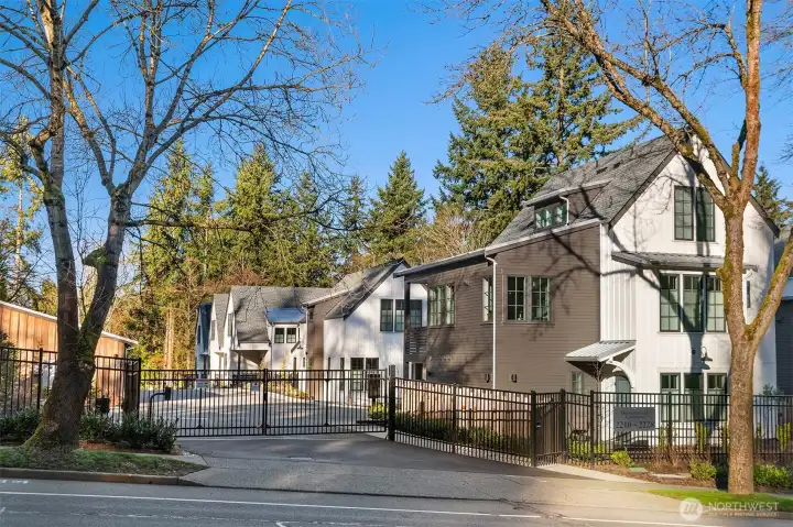 Welcome to Thornton Creek Commons!