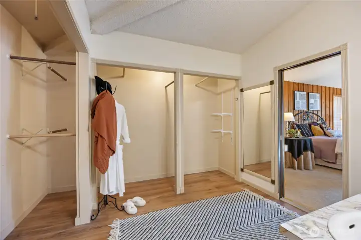 Primary Bedroom Closet