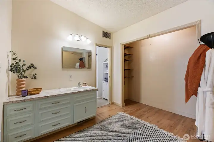 Primary Bedroom Closet