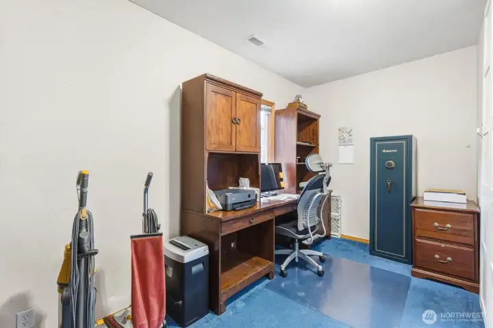 Bedroom 1/Office space