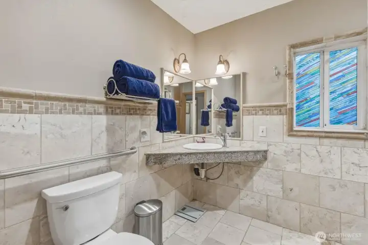 Accessible bath