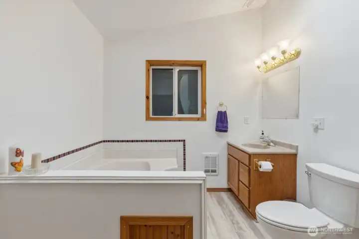 Primary bath with soaking tub