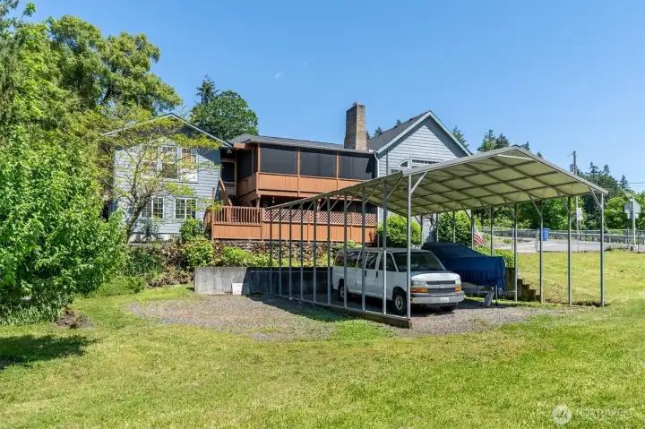 RV parking and huge yard