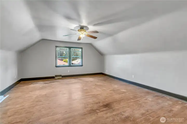 Upstairs bedroom