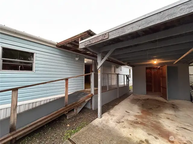 Carport plus storage shed