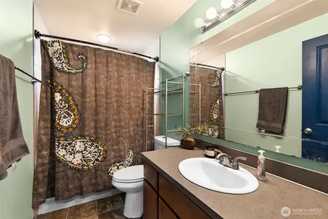 Upper Full Bath