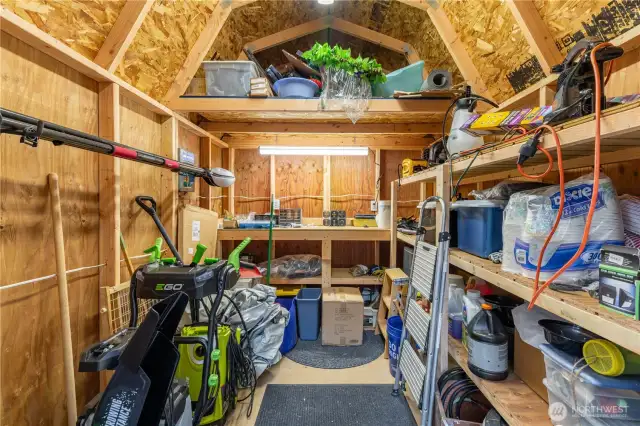 Large storage shed or workshop to entertain your many hobbies!