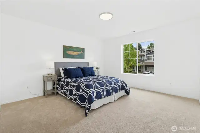 2nd Huge upstairs bedroom