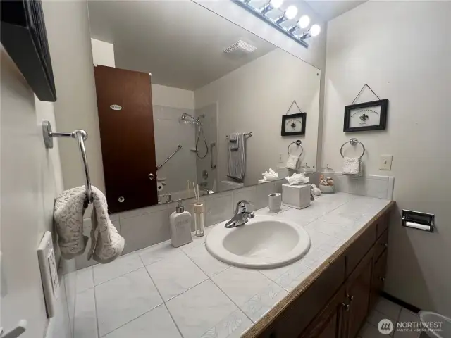 Main Bathroom