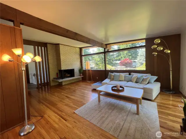 Huge windows bring in lots of natural light!