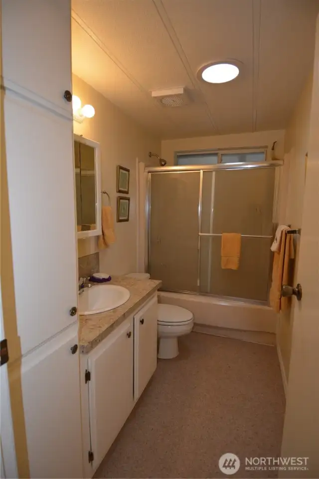Bathroom 2