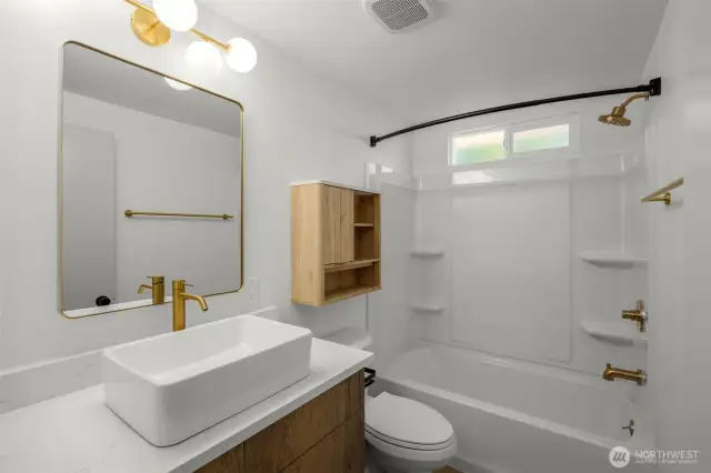 Full hallway bathroom with all new fixtures
