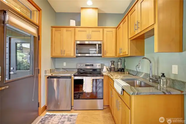 Kitchen with everything but a dishwasher