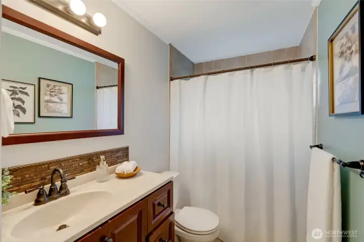 Main bath on the upper level