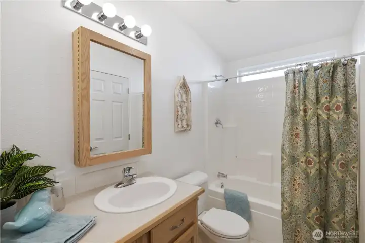 Hallway Full Bathroom