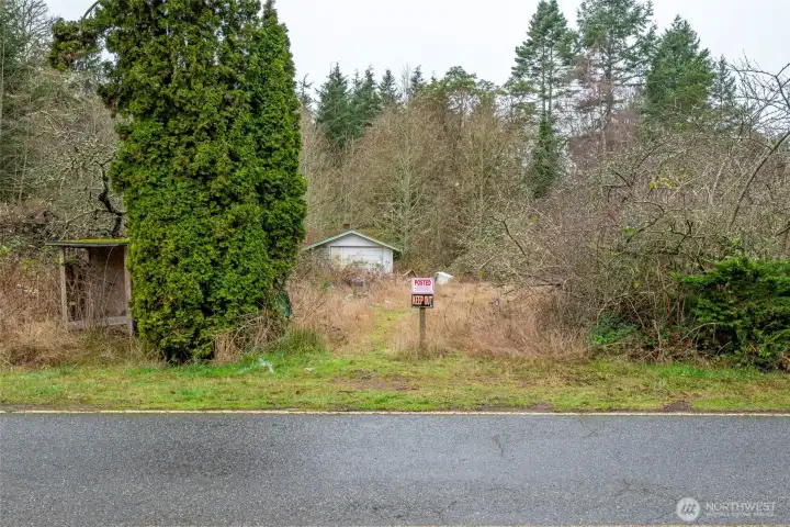 The entrance to the property from Degraff Road.