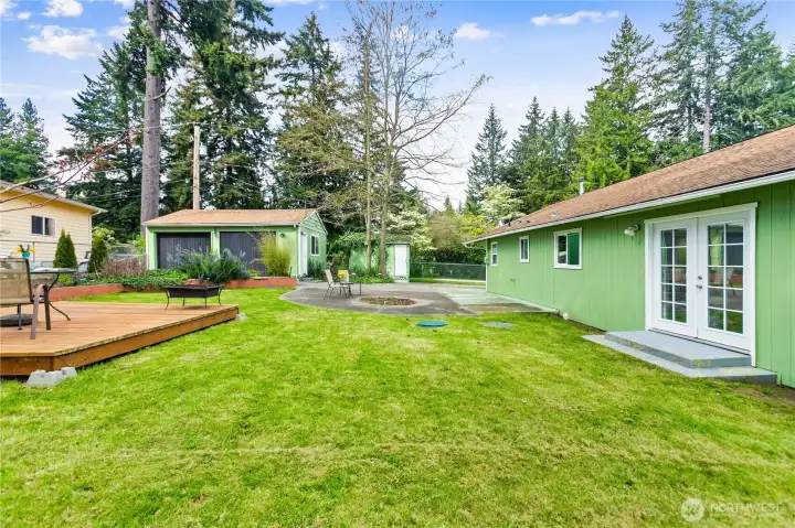 Enjoy evenings around the fire pit—perfect for relaxing and entertaining.