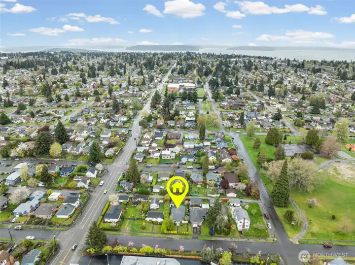 Close to parks, schools and all amenities