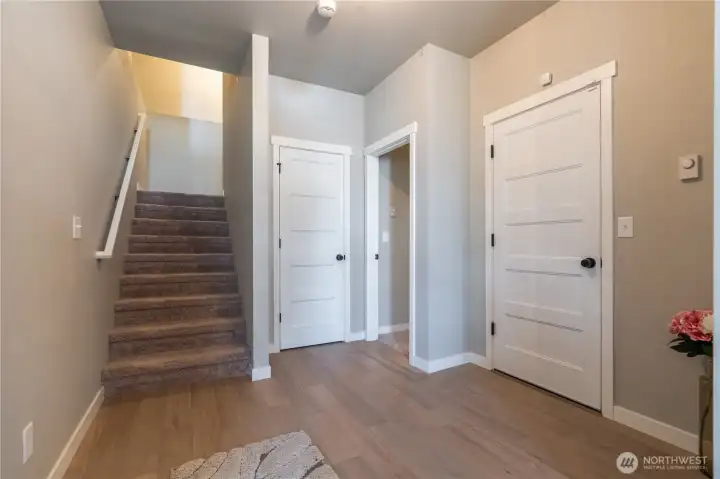 9ft. Ceilings in front entry