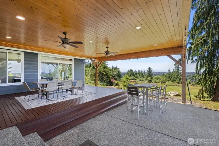 This home is made to entertain, all of the views from every space.
