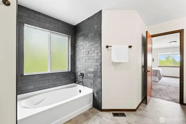 Primary ensuite