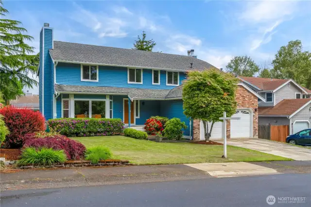 Seller Preinspected and move in ready.  50 year roof, Beautifully painted exterior.