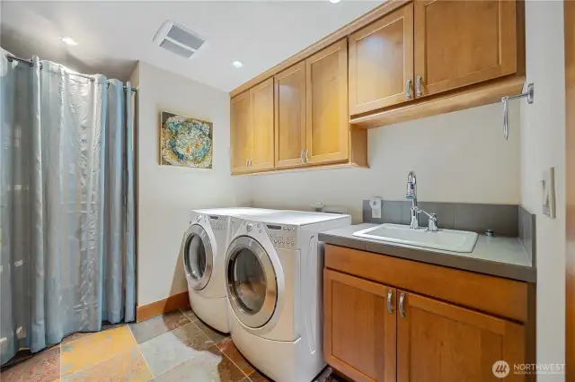 Lower Laundry