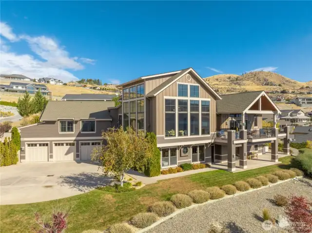 The Estate at Crystal View