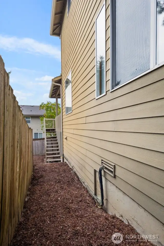 Backyard which could also be used as a dog run.