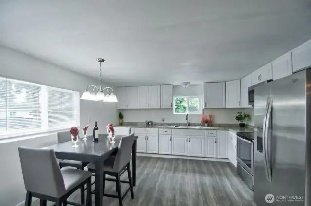 Kitchen w/ dining space