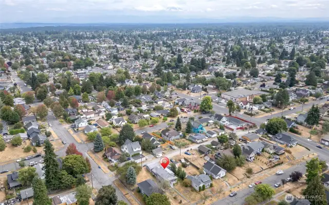 Looking toward Mt. Rainier