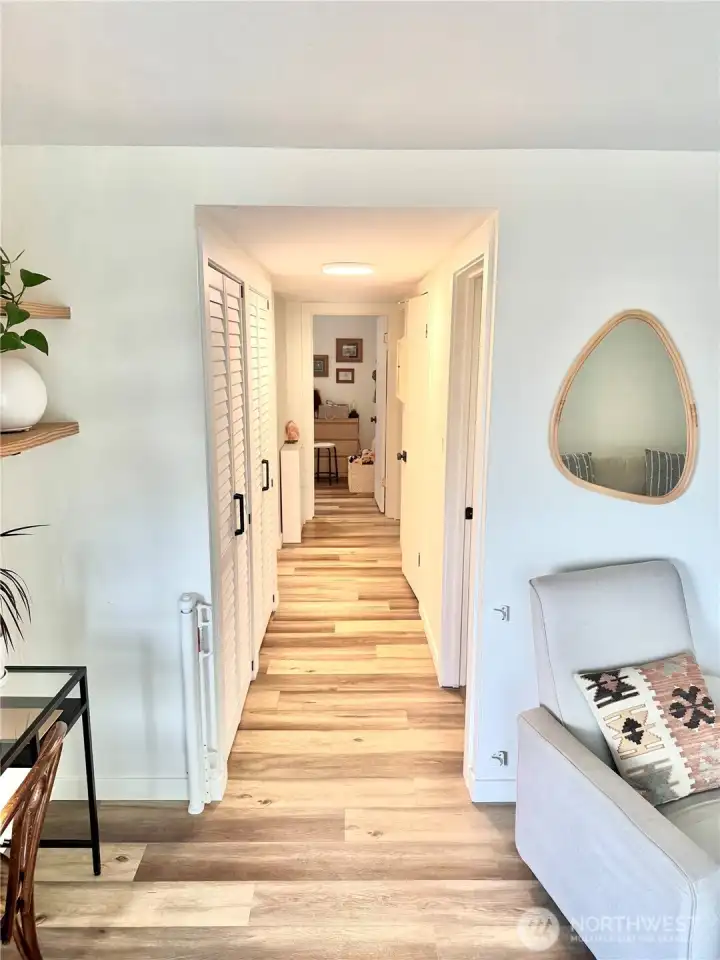 Hallway to bedrooms and full bath