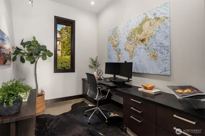 Main floor den/office #2