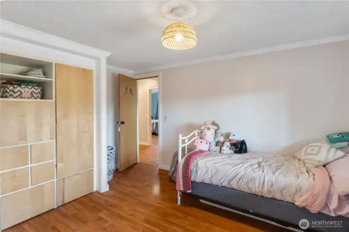 Guest bedroom