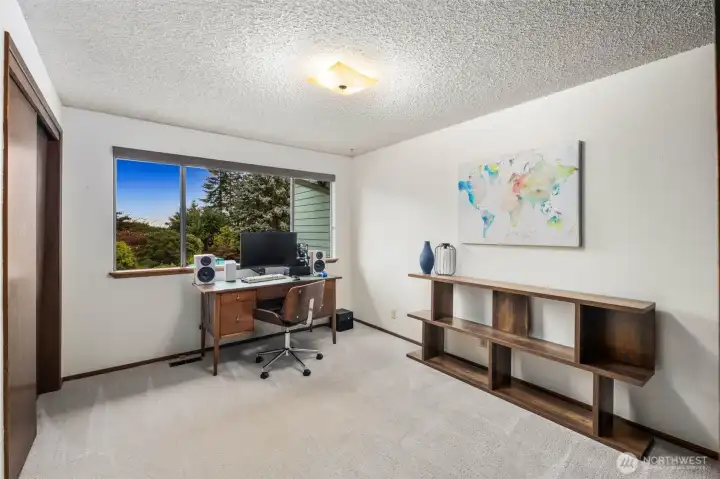 Upstairs Office/Den/Craft Room #2