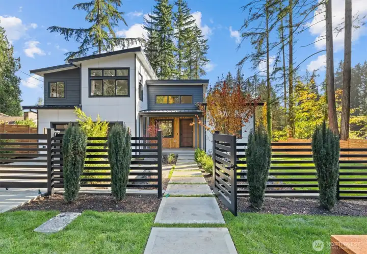 Custom steel fence and gates providing estate feel and privacy
