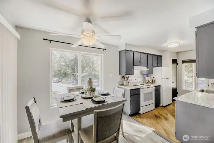 Dinning & Kitchen Area