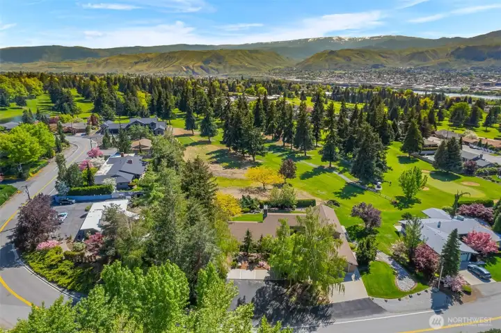 Close to all that you love about the Wenatchee Valley!