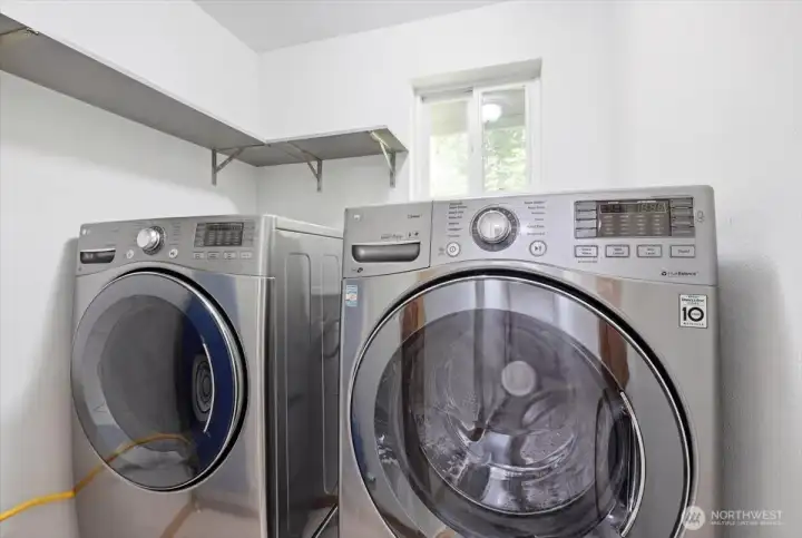 Laundry Room with Appliances Included Laundry Room with Appliances Included