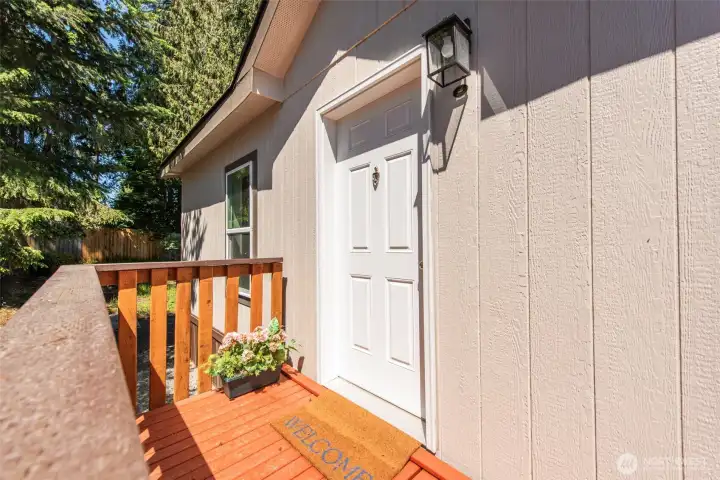 2 entrances/exits with porches 2 entrances/exits with porches