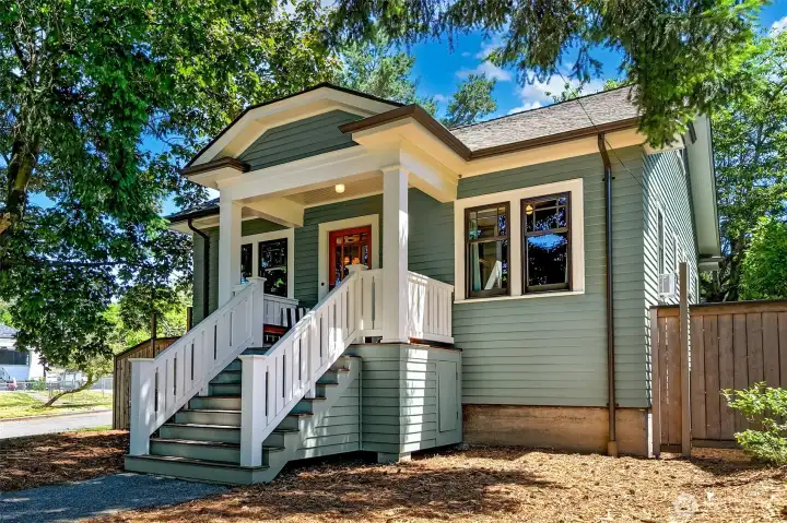 Welcome to this beguiling bungalow set on a sunny corner lot at the intersection of 27th and Jefferson Welcome to this beguiling bungalow set on a sunny corner lot at the intersection of 27th and Jefferson